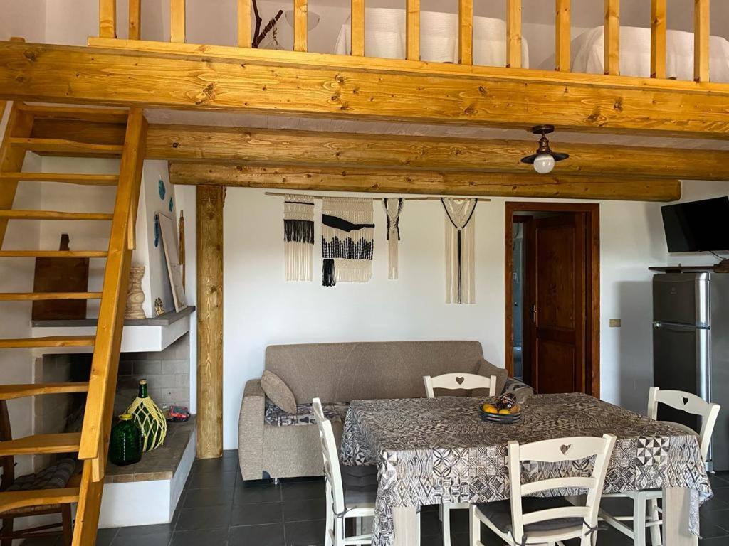 Casa Margherita Càbras Екстериор снимка